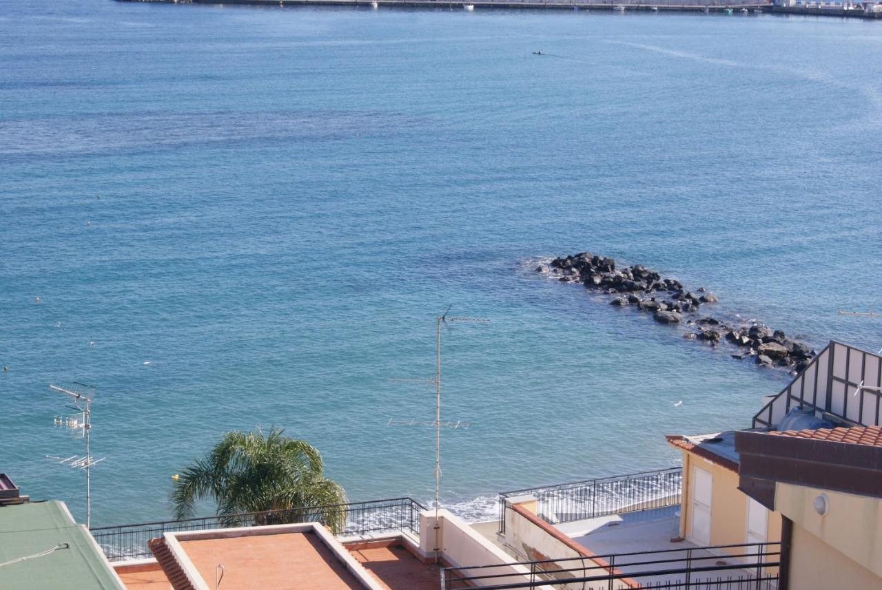 Donna Sicilia 2 Leilighet Giardini Naxos Eksteriør bilde